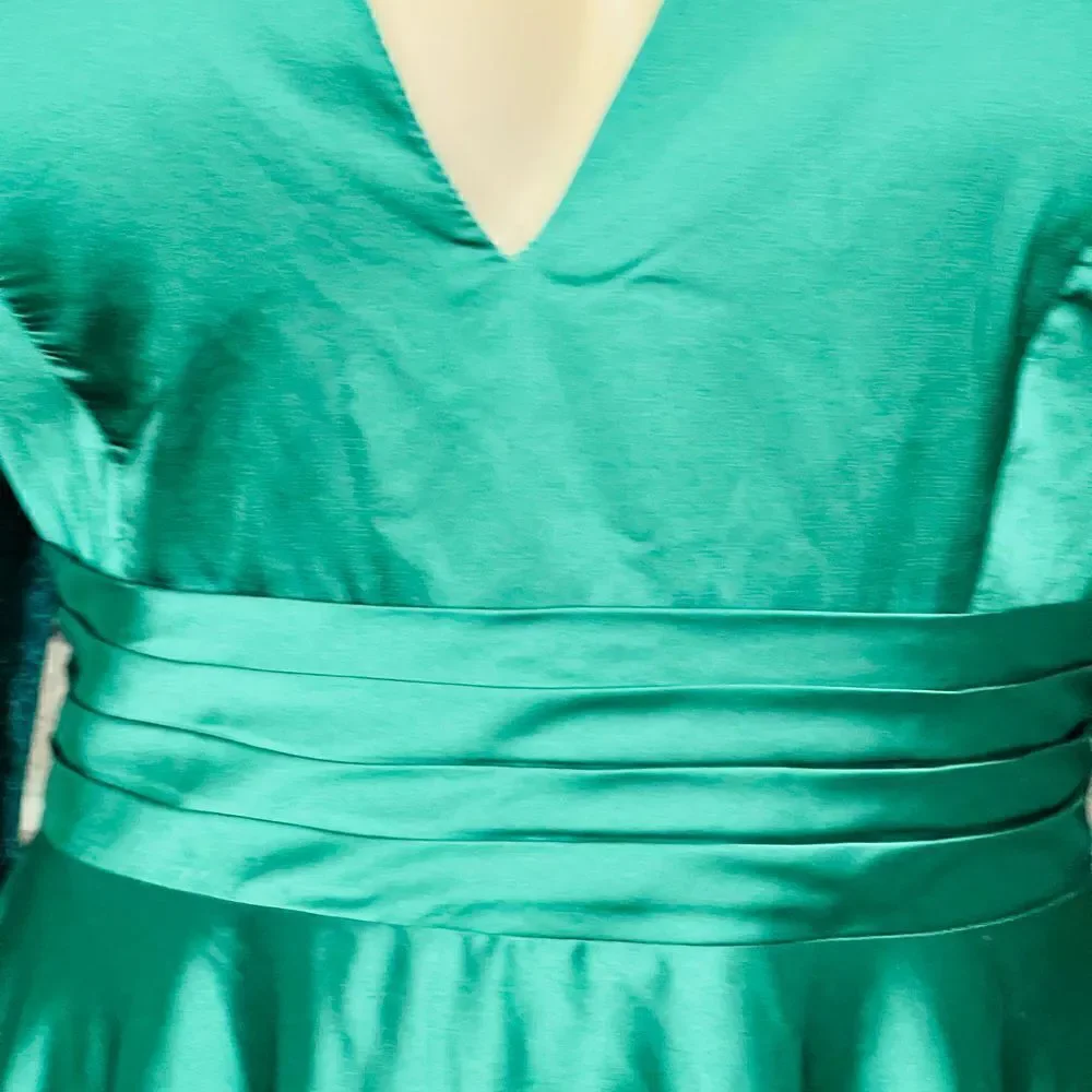 Mac Duggal Long Sleeve Plunge Neck Cocktail Midi Dress SZ16 - Picture 4 of 9